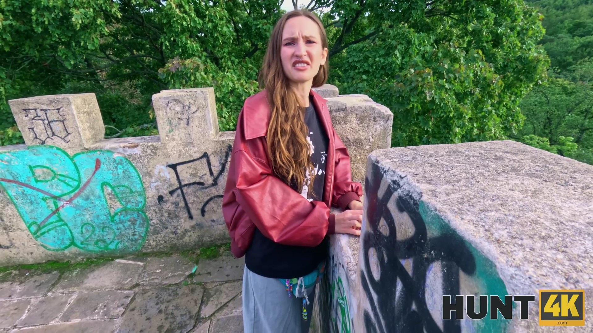 Hunt4K 2025. 10. 08. Mari Moon