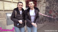 CzechStreets E124. Naive Twins