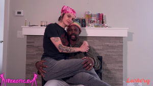 Lustery E920. Junebug And Teddie Sluts In Luv